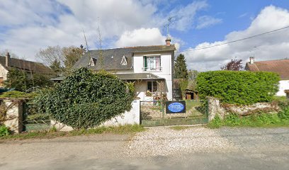Vue Street View publique à proximité de l'adresse 86 route de la Loeuf à Vierzon